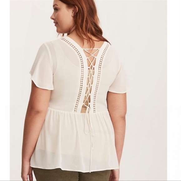Torrid Ivory Chiffon Lace Up Blouse Size 5x - Picture 2 of 5